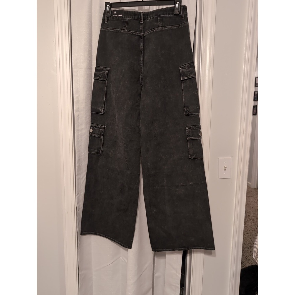 NWT Fashion Nova Cargo Jeans Women Black Wide Leg Goth Grunge Skate Y2K Size-11 - Picture 6 of 14